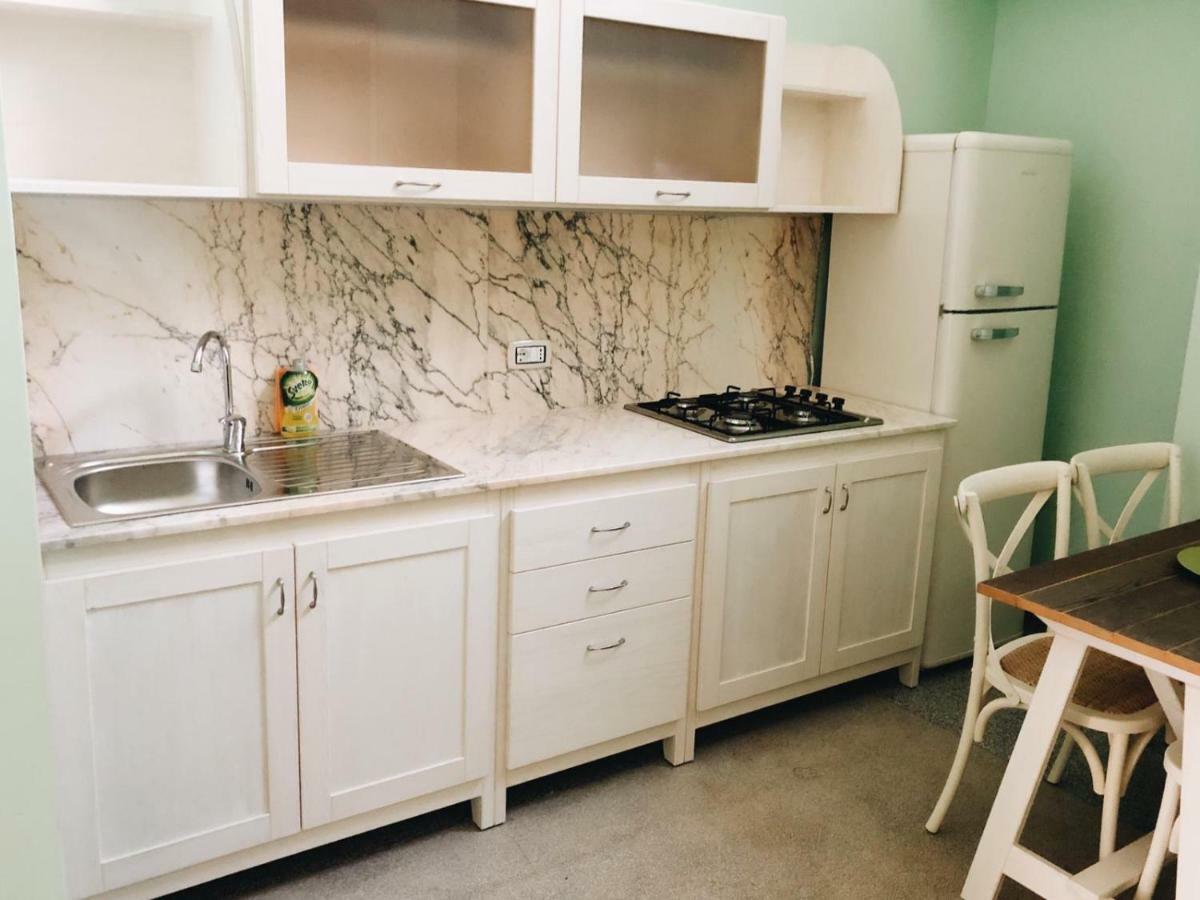 4 Balconi Liberty Apartments Lecce Dış mekan fotoğraf