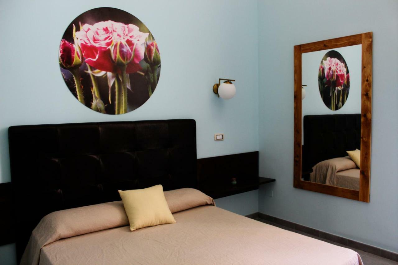 4 Balconi Liberty Apartments Lecce Dış mekan fotoğraf