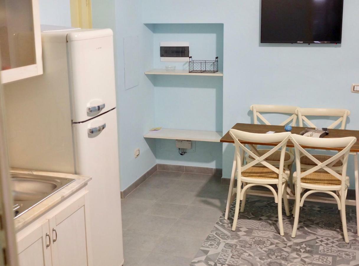 4 Balconi Liberty Apartments Lecce Dış mekan fotoğraf