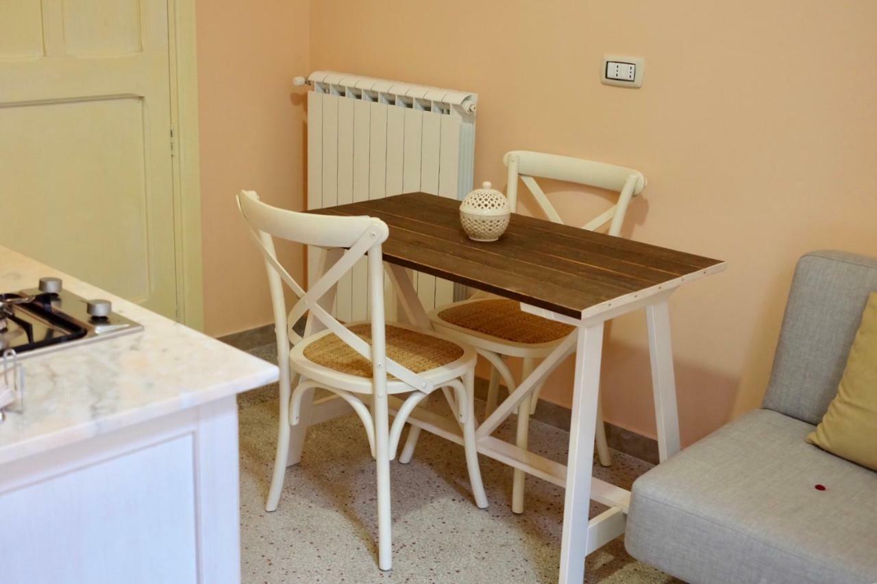 4 Balconi Liberty Apartments Lecce Dış mekan fotoğraf
