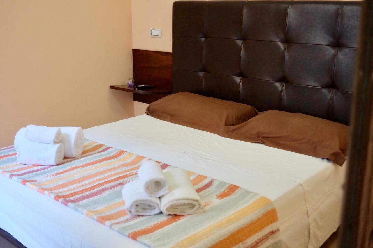 4 Balconi Liberty Apartments Lecce Dış mekan fotoğraf