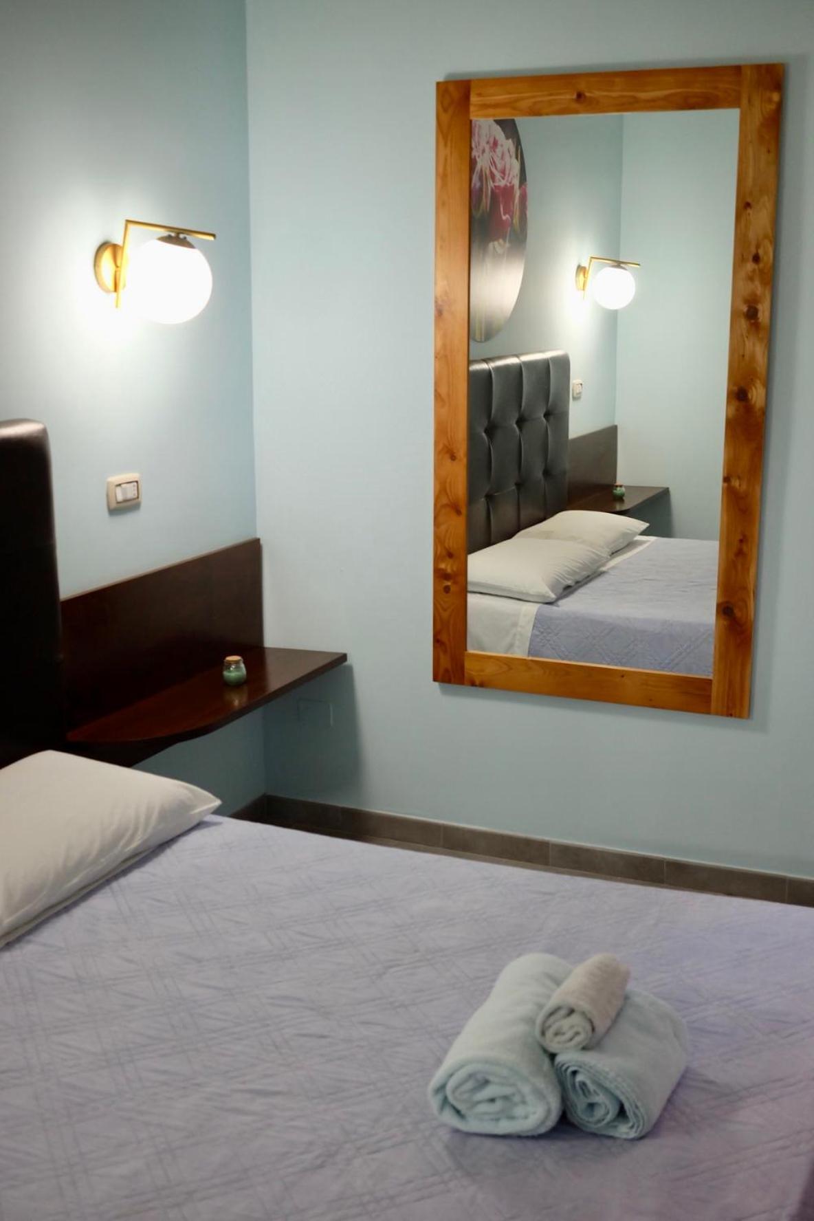 4 Balconi Liberty Apartments Lecce Dış mekan fotoğraf
