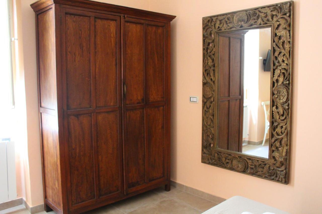 4 Balconi Liberty Apartments Lecce Dış mekan fotoğraf
