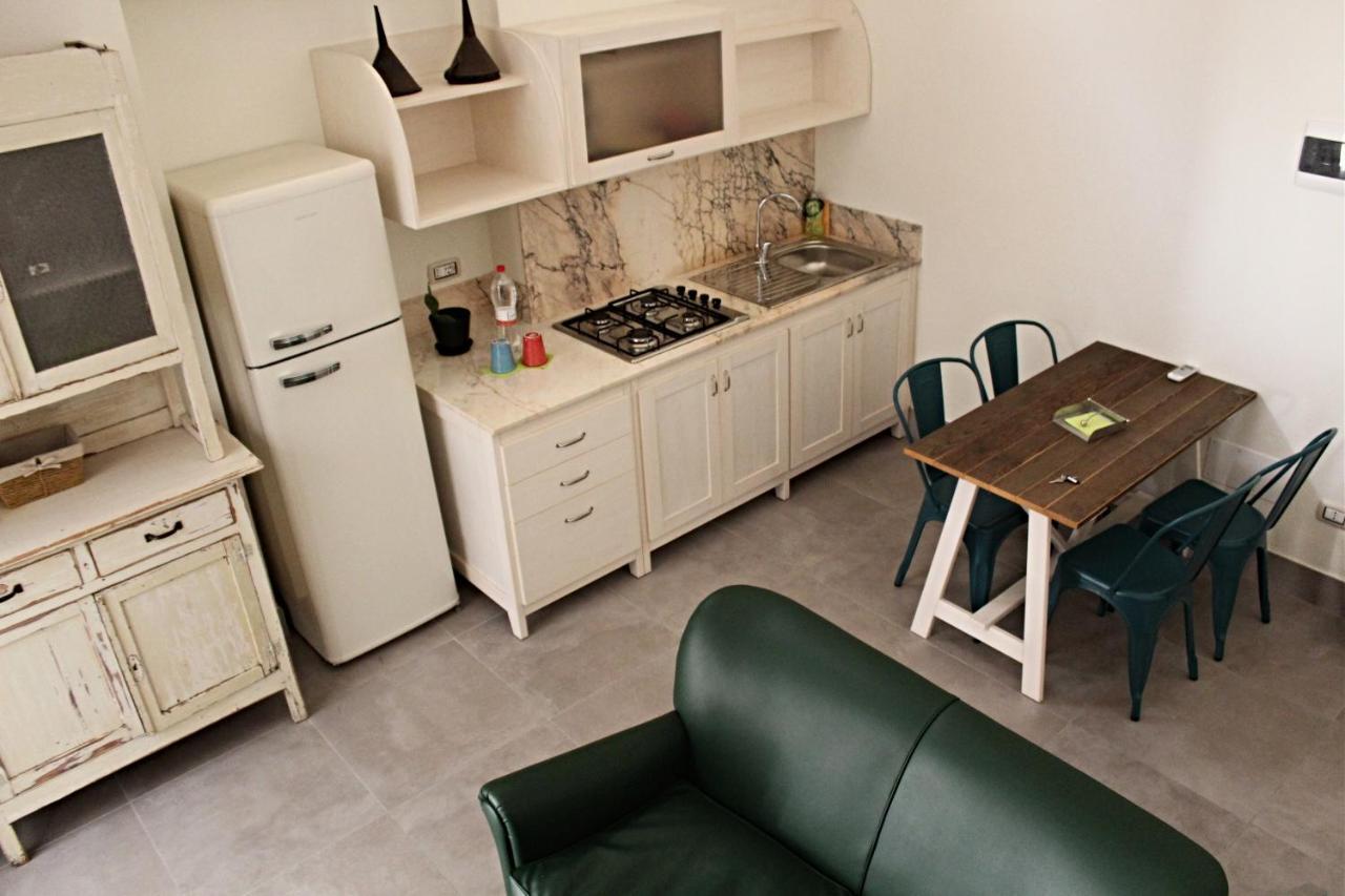 4 Balconi Liberty Apartments Lecce Dış mekan fotoğraf